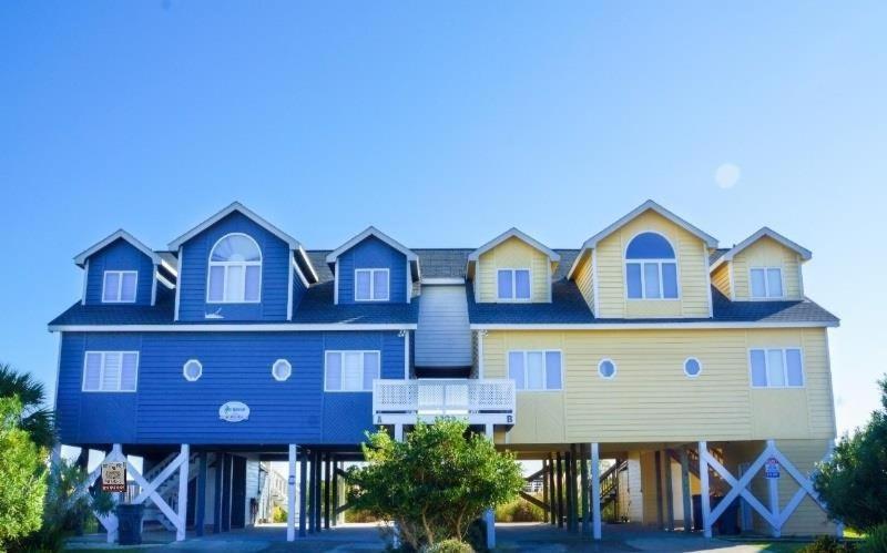 Goins By The Sea Home Holden Beach Exterior photo