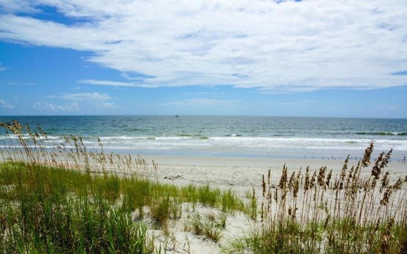 Goins By The Sea Home Holden Beach Exterior photo